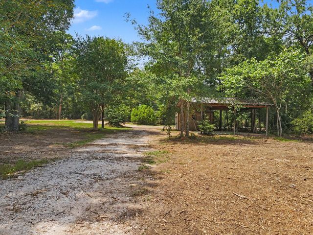 14297 Rogers Road, Willis, TX 77378