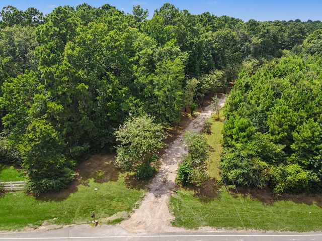14297 Rogers Road, Willis, TX 77378