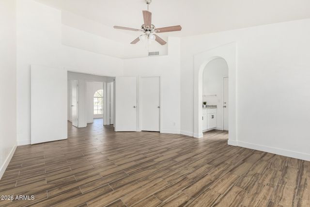 6411 E NANCE Street, Mesa, AZ 85215