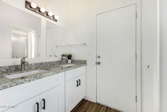 6411 E NANCE Street, Mesa, AZ 85215