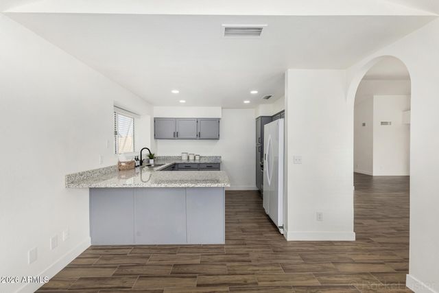 6411 E NANCE Street, Mesa, AZ 85215