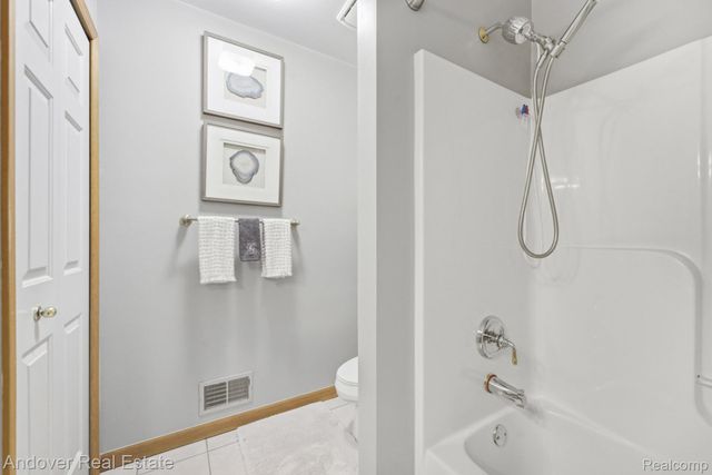 23714 N Park Drive, Huron Charter Township, MI 48164