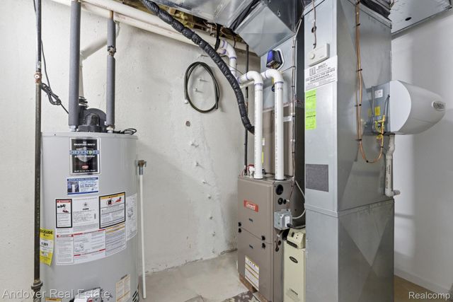 23714 N Park Drive, Huron Charter Township, MI 48164