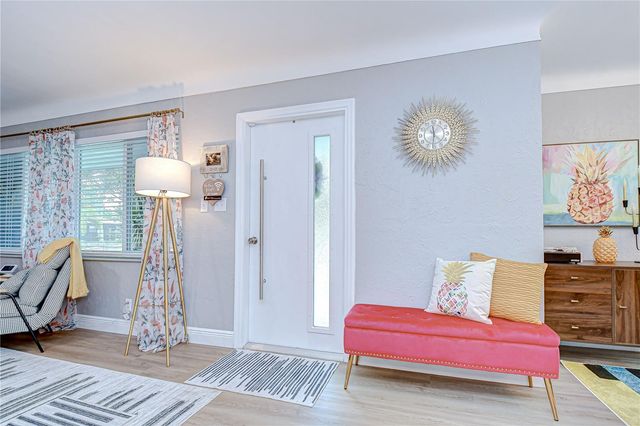 130 63RD STREET S, St Petersburg, FL 33707