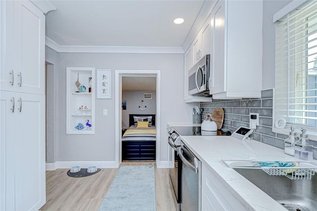 130 63RD STREET S, St Petersburg, FL 33707