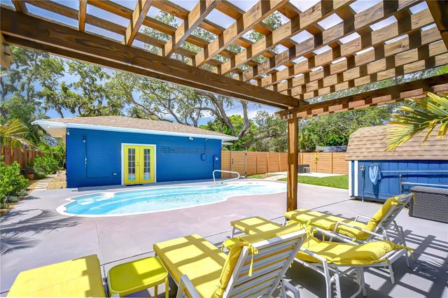 130 63RD STREET S, St Petersburg, FL 33707