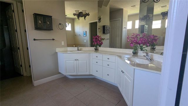 112 HALLSTROM COURT, Debary, FL 32713