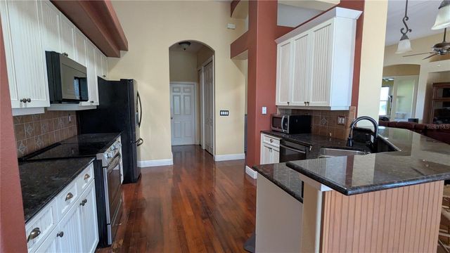 112 HALLSTROM COURT, Debary, FL 32713
