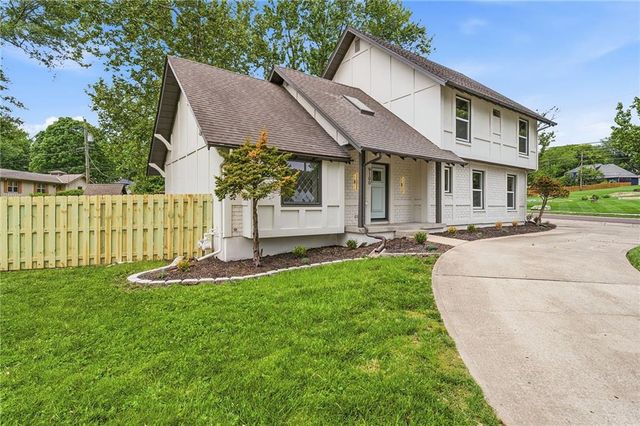 9100 Dearborn Street, Overland Park, KS 66207