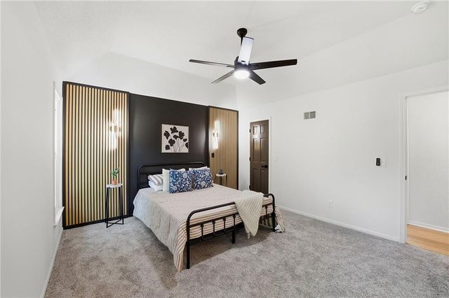 9100 Dearborn Street, Overland Park, KS 66207