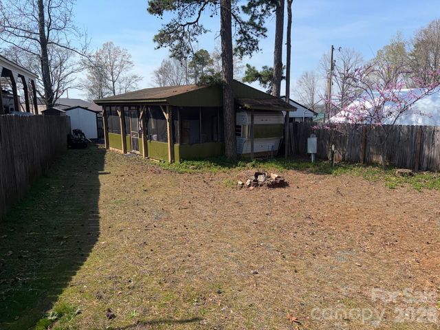 125 Lookout Trail, Mount Gilead, NC 27306