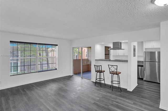 4211 NW 19th St 194, Lauderhill, FL 33313