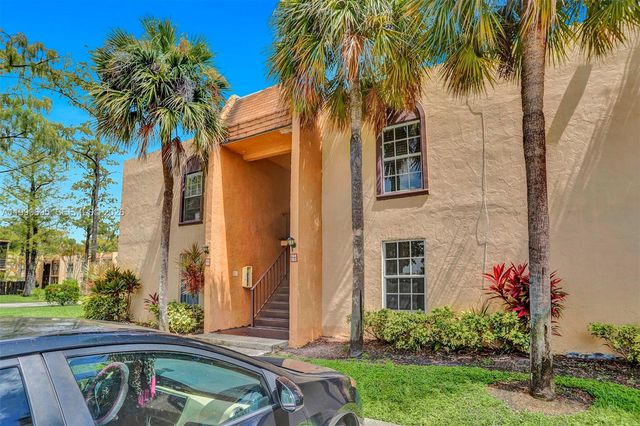 4211 NW 19th St 194, Lauderhill, FL 33313