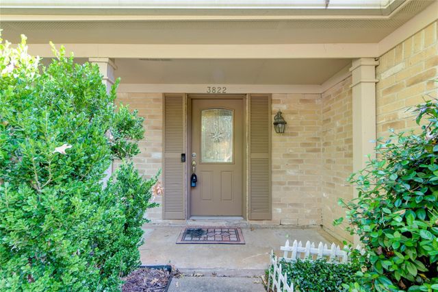 3822 Green Fields Drive, Sugar Land, TX 77479