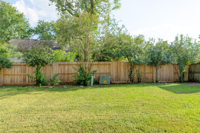 3822 Green Fields Drive, Sugar Land, TX 77479