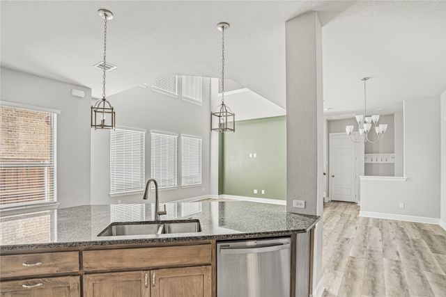1621 Rose Willow Way, Arlington, TX 76005