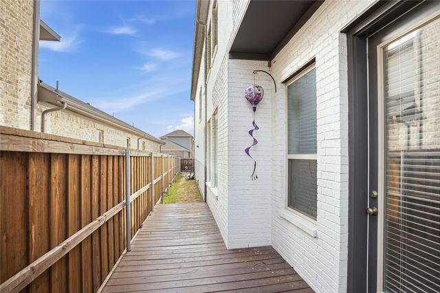 1621 Rose Willow Way, Arlington, TX 76005