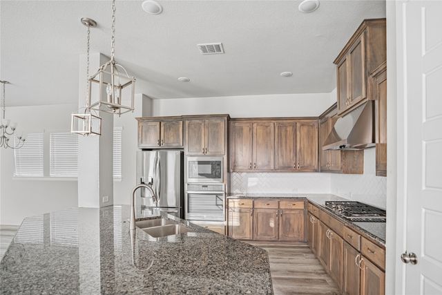 1621 Rose Willow Way, Arlington, TX 76005