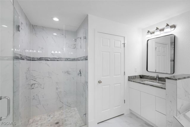 1102 Edison AVE, Lehigh Acres, FL 33972