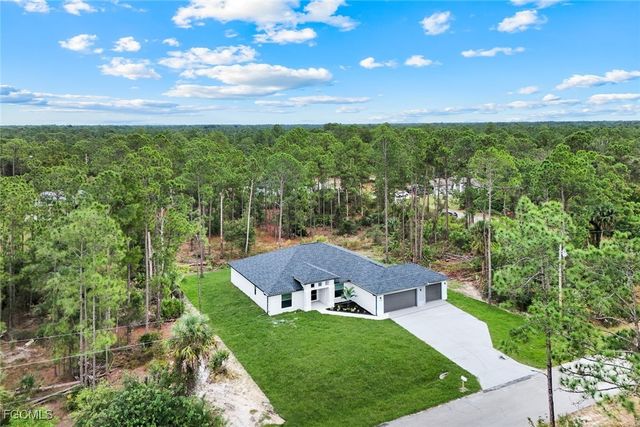 1102 Edison AVE, Lehigh Acres, FL 33972