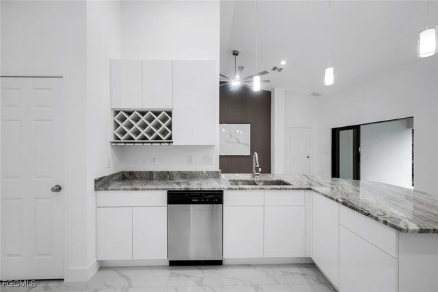 1102 Edison AVE, Lehigh Acres, FL 33972