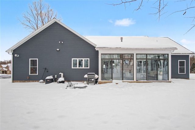 31 Boulder Creek Drive, Rush, NY 14543