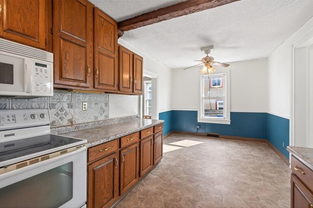 510 5th Street NW, Faribault, MN 55021