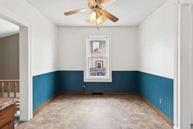 510 5th Street NW, Faribault, MN 55021