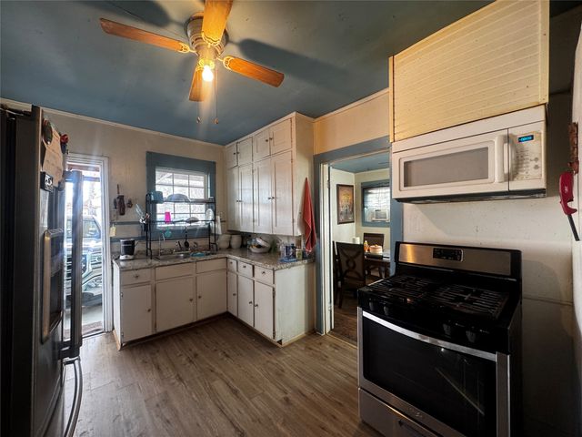 701 Van Sickle Street, Sulphur Springs, TX 75482