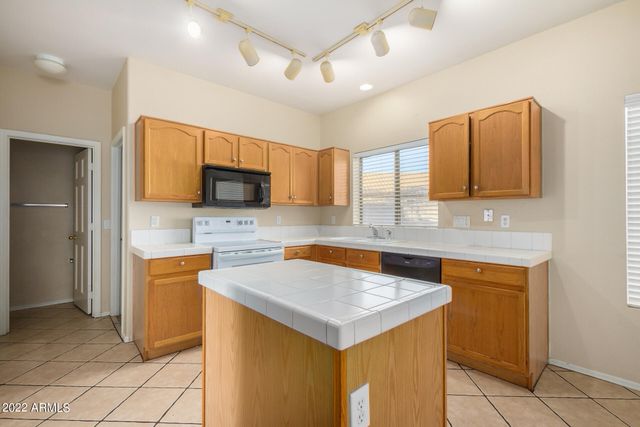2237 S 63rd Lane, Phoenix, AZ 85043