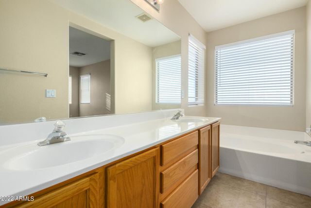 2237 S 63rd Lane, Phoenix, AZ 85043