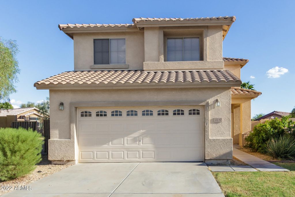 2237 S 63rd Lane, Phoenix, AZ 85043