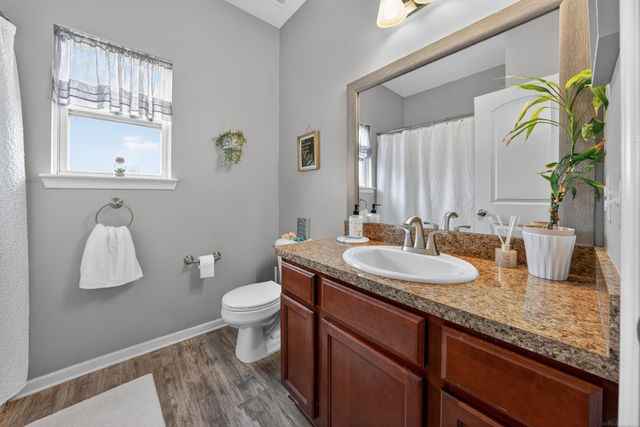 37655 Maddi Court, New Baltimore, MI 48047