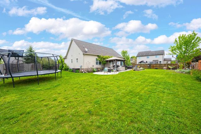 37655 Maddi Court, New Baltimore, MI 48047