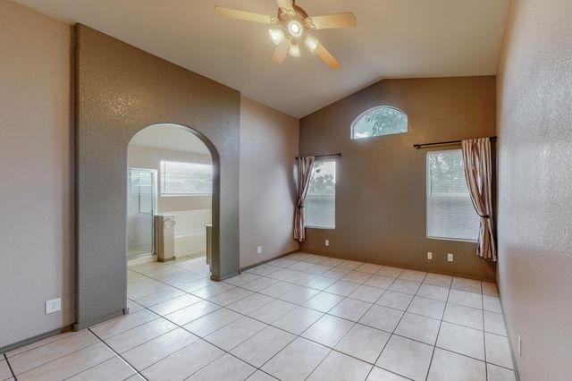 745 Valley Meadows Drive NE, Rio Rancho, NM 87144