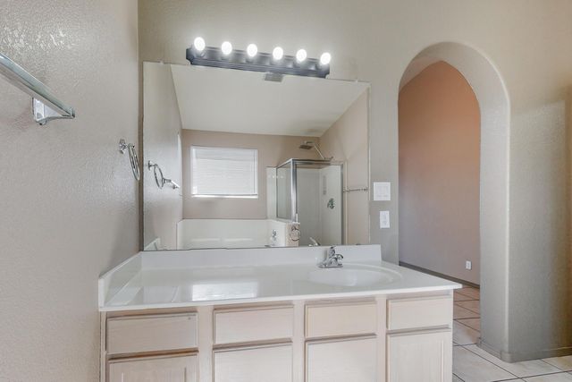 745 Valley Meadows Drive NE, Rio Rancho, NM 87144