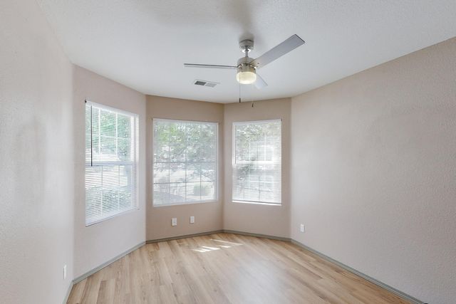 745 Valley Meadows Drive NE, Rio Rancho, NM 87144