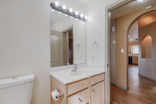 745 Valley Meadows Drive NE, Rio Rancho, NM 87144