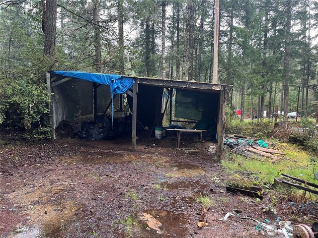 1310 NE Collins Lake Drive, Tahuya, WA 98588