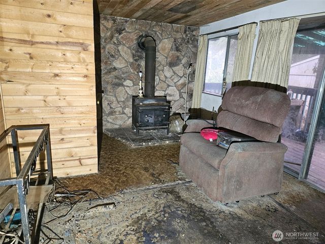 1310 NE Collins Lake Drive, Tahuya, WA 98588