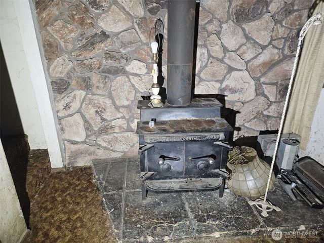 1310 NE Collins Lake Drive, Tahuya, WA 98588