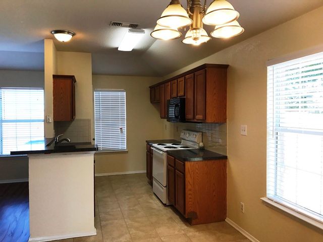 1420 Fitzhugh Street, Mckinney, TX 75069