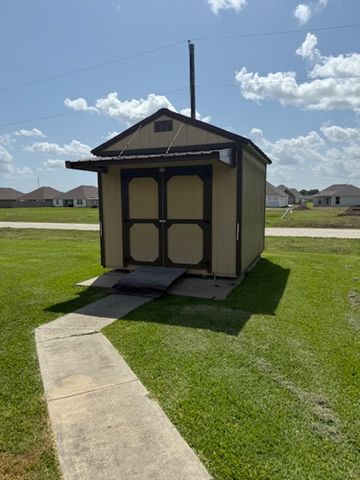 310 Lee Dr, Thibodaux, LA 70301