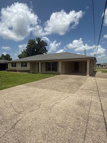 310 Lee Dr, Thibodaux, LA 70301