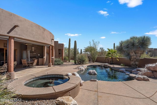 12757 N Sorrel Stallion Place, Marana, AZ 85658