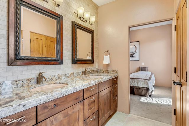 12757 N Sorrel Stallion Place, Marana, AZ 85658