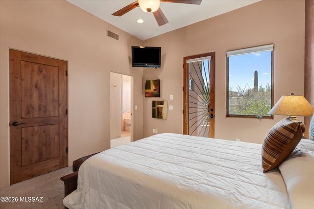 12757 N Sorrel Stallion Place, Marana, AZ 85658