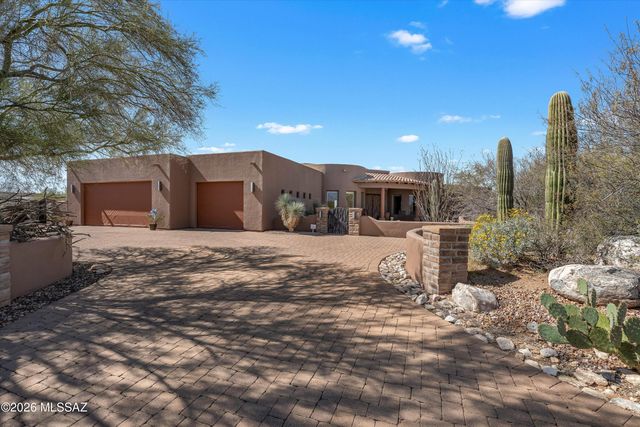 12757 N Sorrel Stallion Place, Marana, AZ 85658