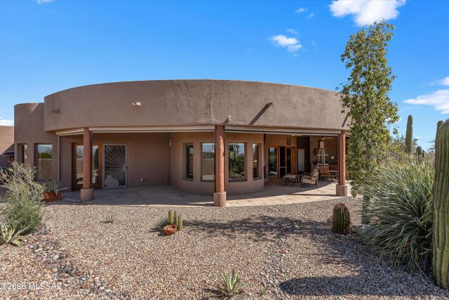 12757 N Sorrel Stallion Place, Marana, AZ 85658