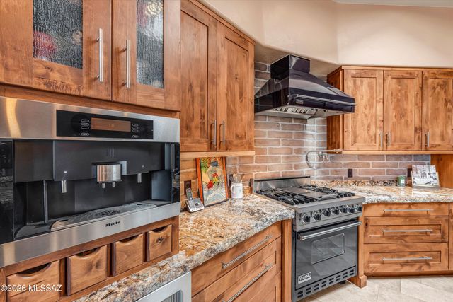 12757 N Sorrel Stallion Place, Marana, AZ 85658